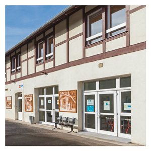 Local professionnel 80 m2 accs plain-pied Strasbourg - Schiligheim